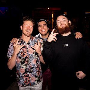 Meet your Posher, Hunter